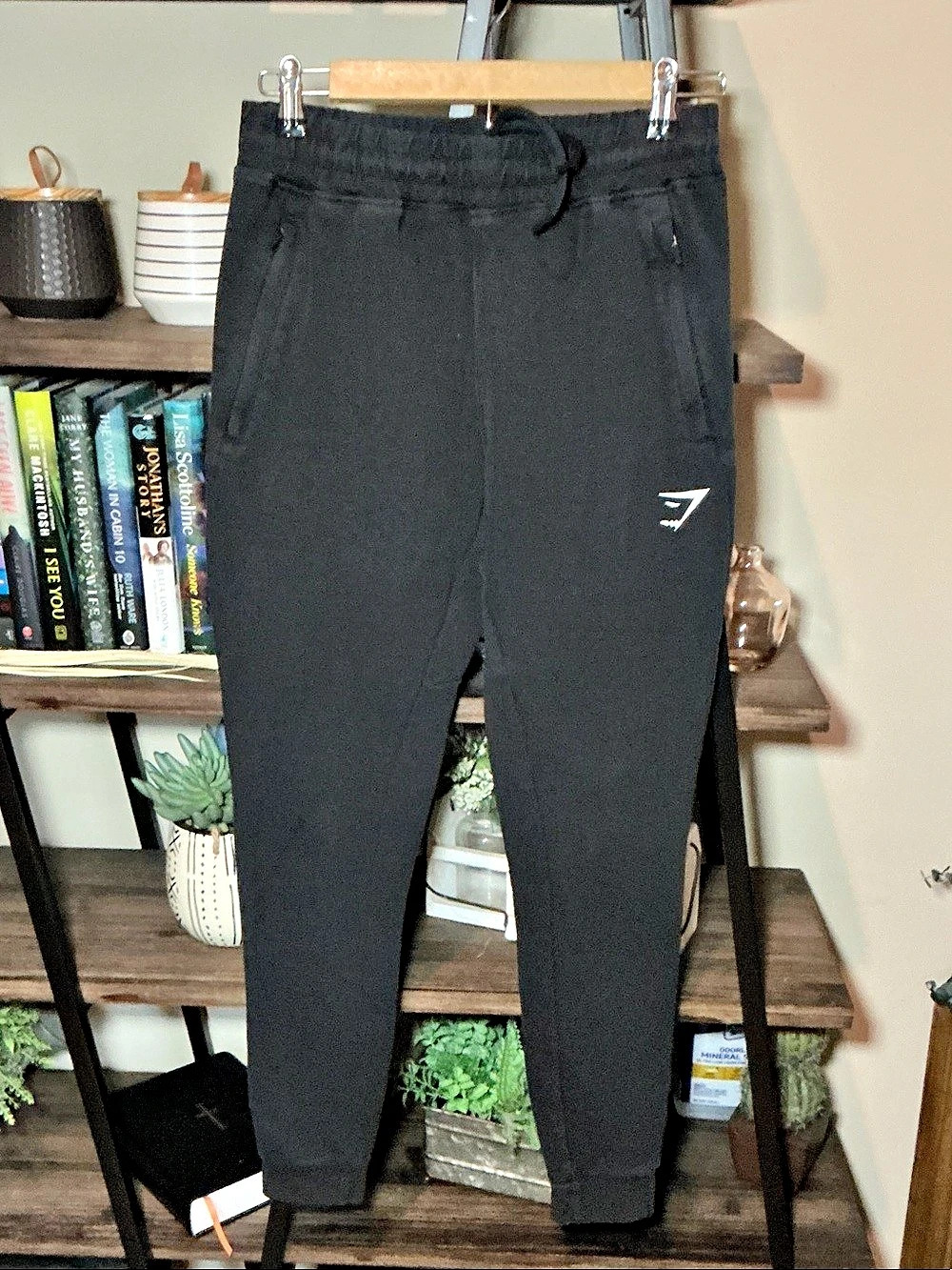 Gymshark Joggers in Black XS